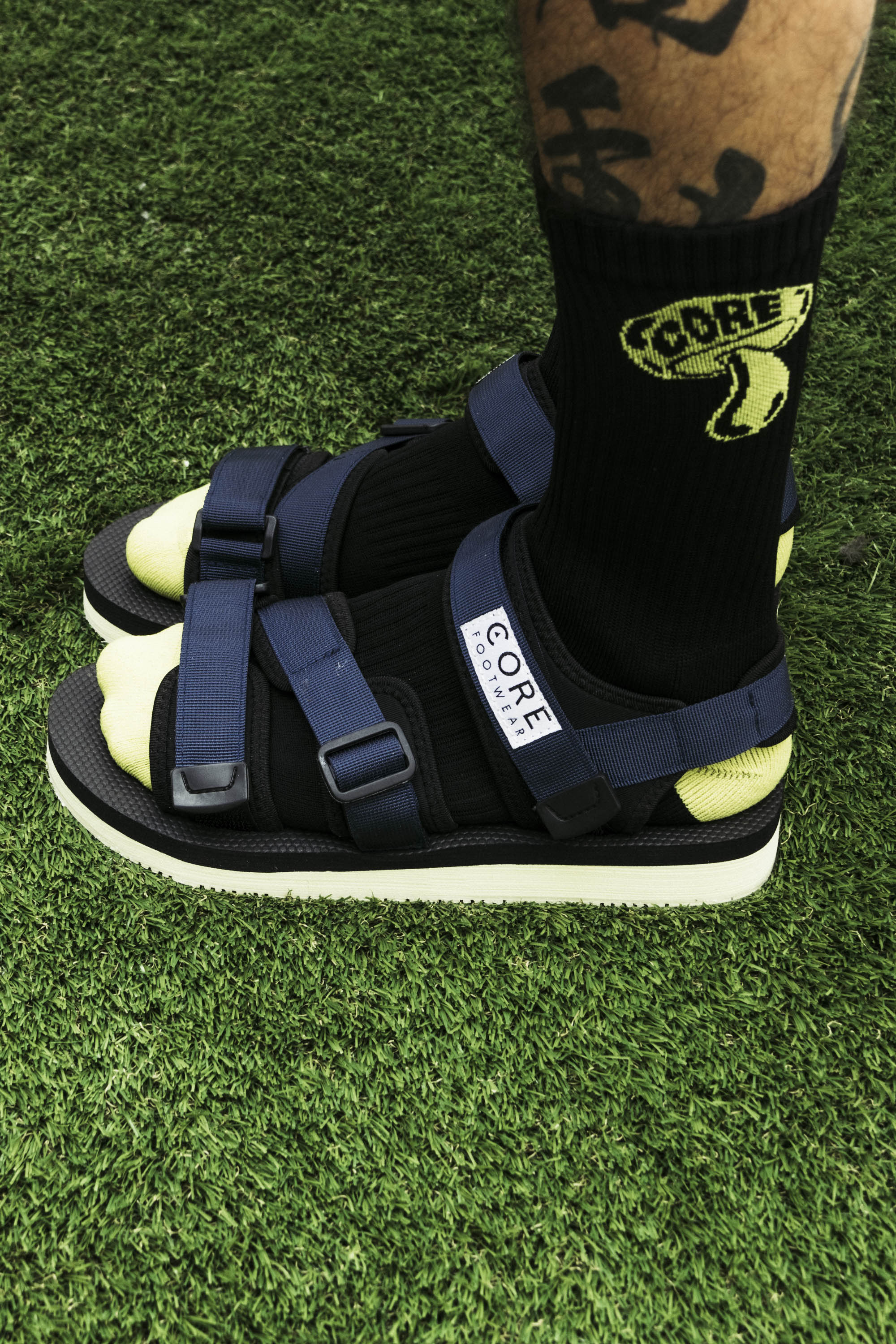 Sandalia Temper Marino/Negro