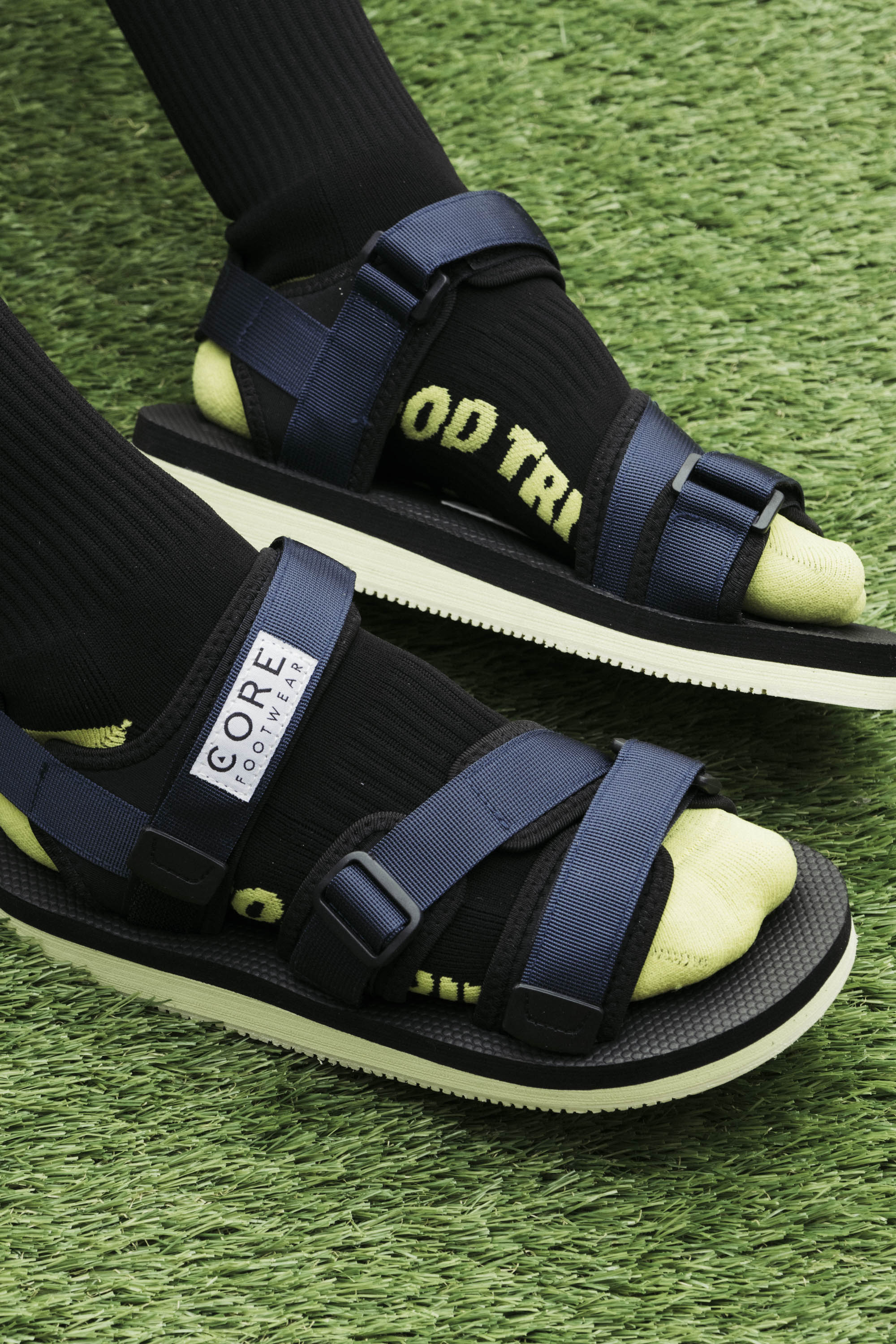 Sandalia Temper Marino/Negro