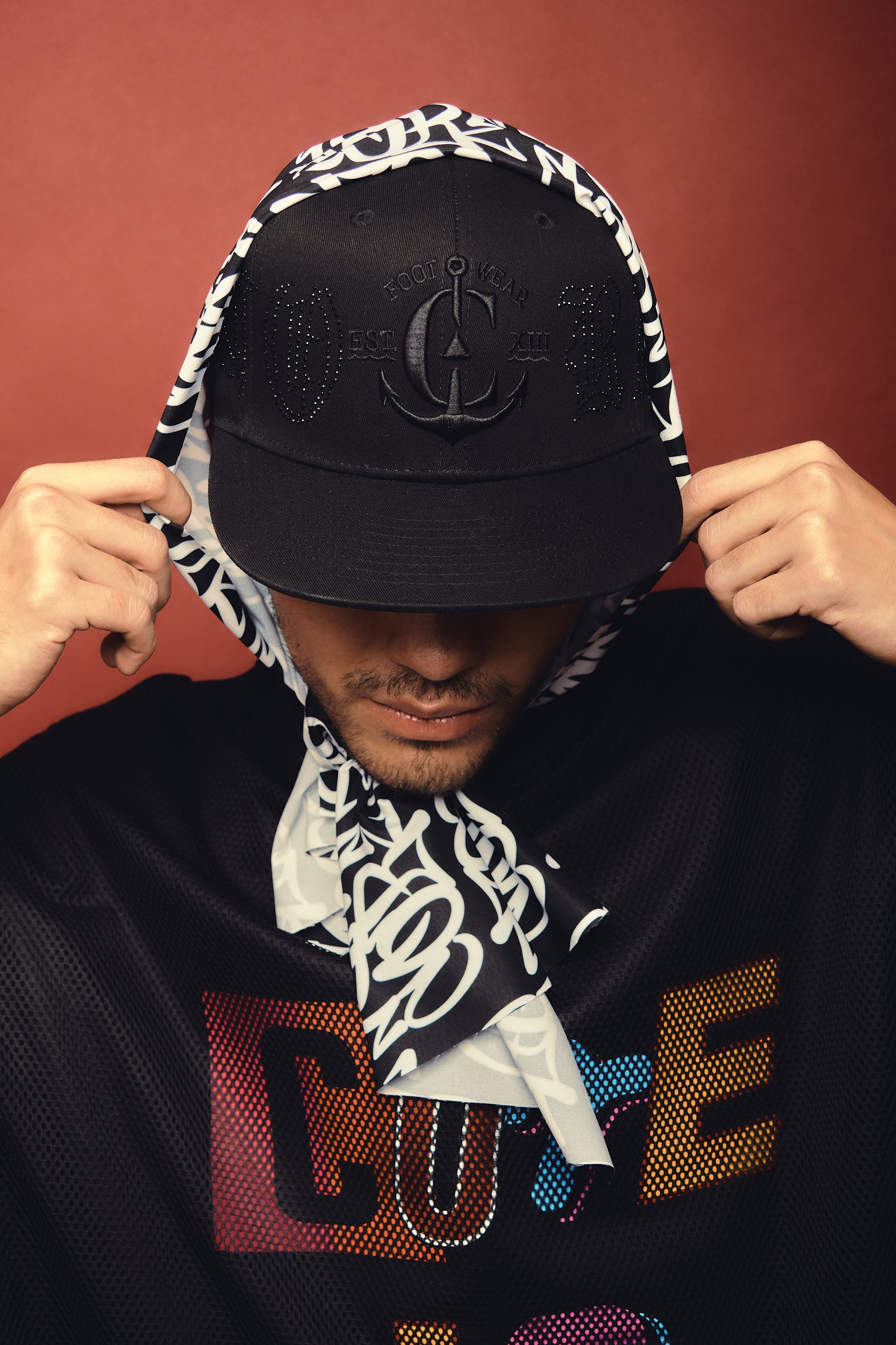 Gorra Ancla Black Shiny