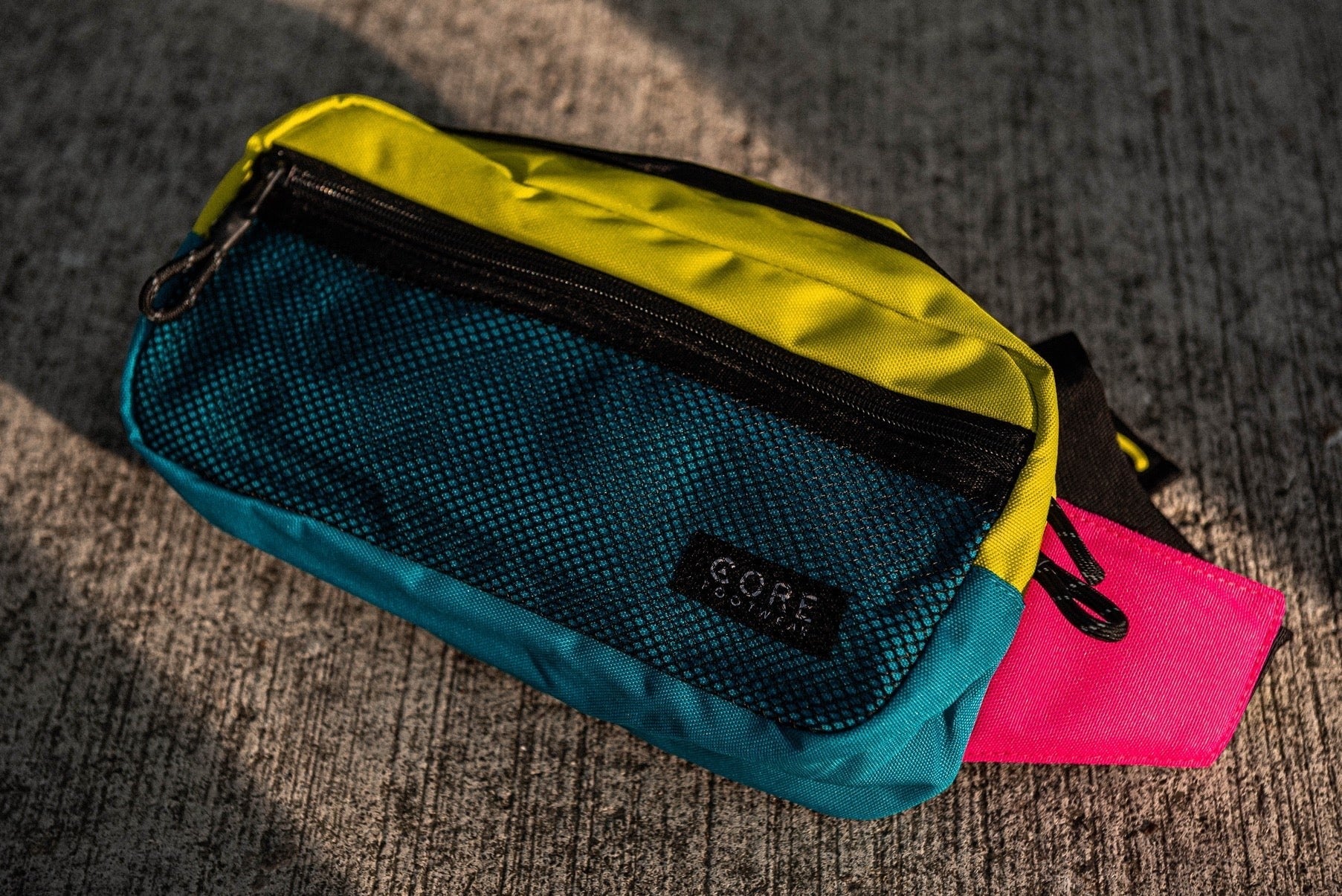 Cangurera Yellow/Pink/Blue
