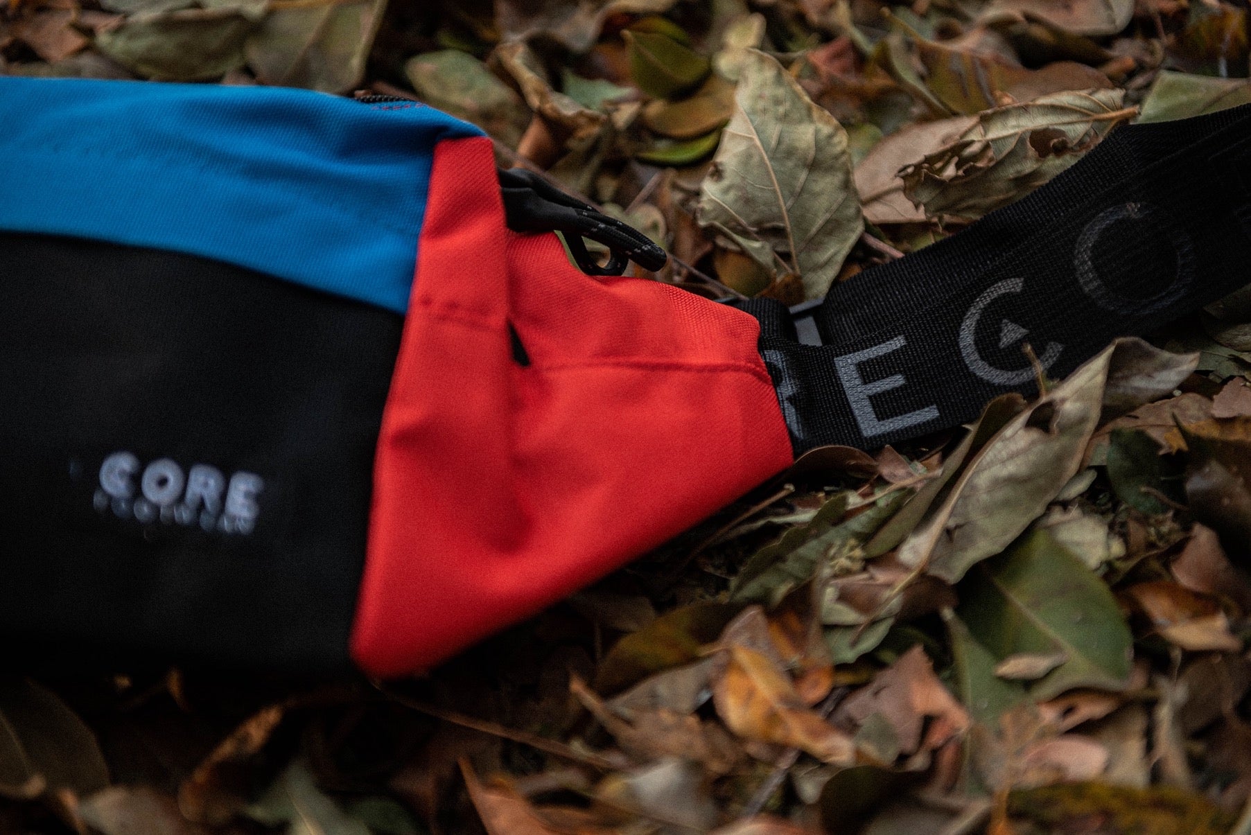 Cangurera Blue/red