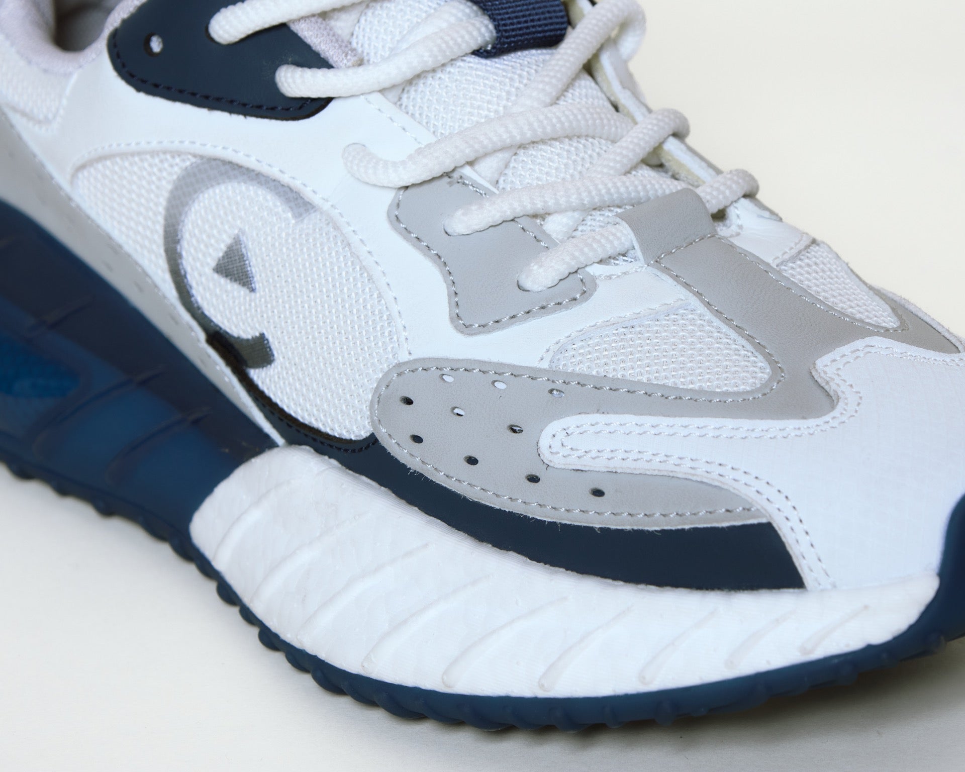 Fast White Blue
