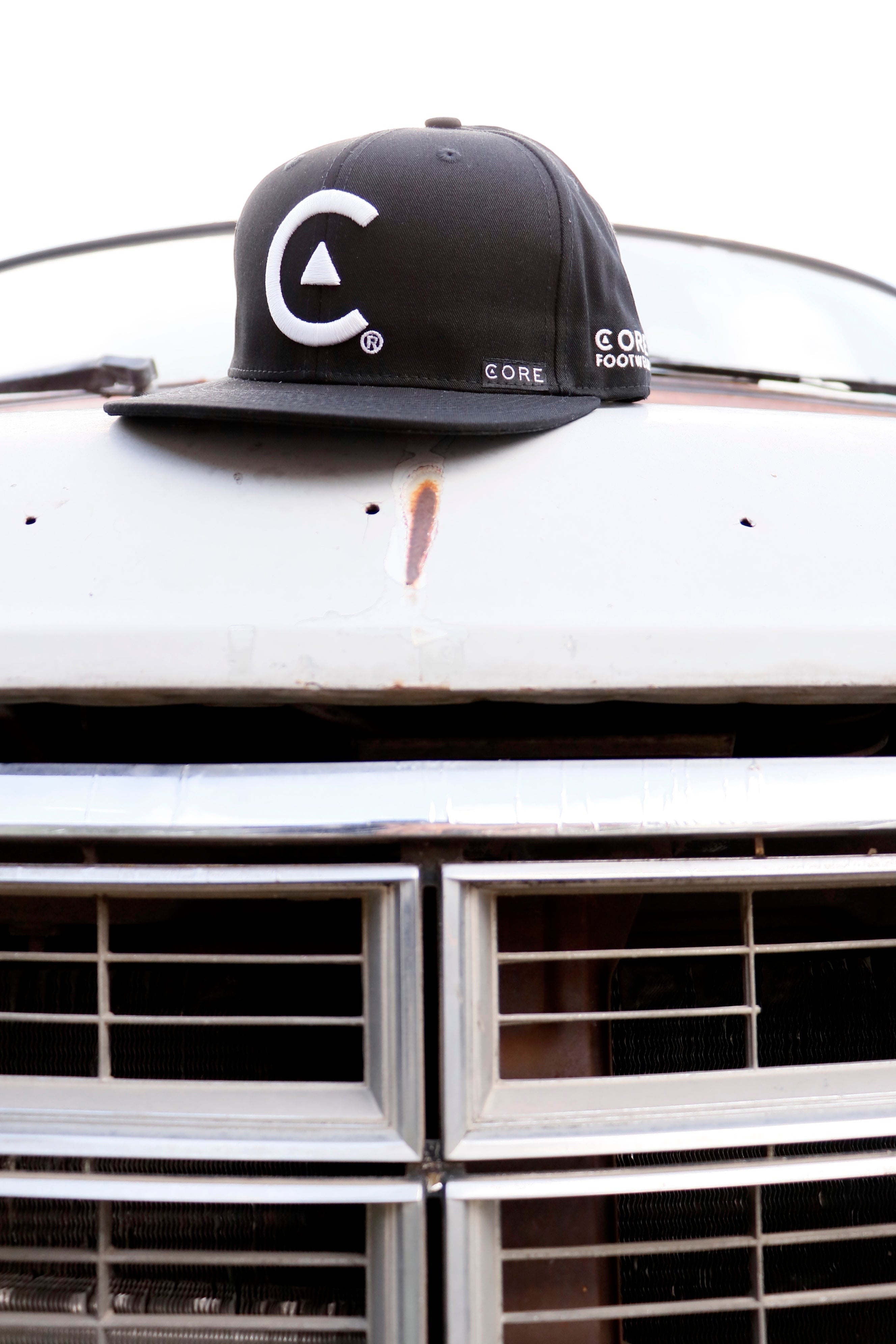 Gorra "C" White