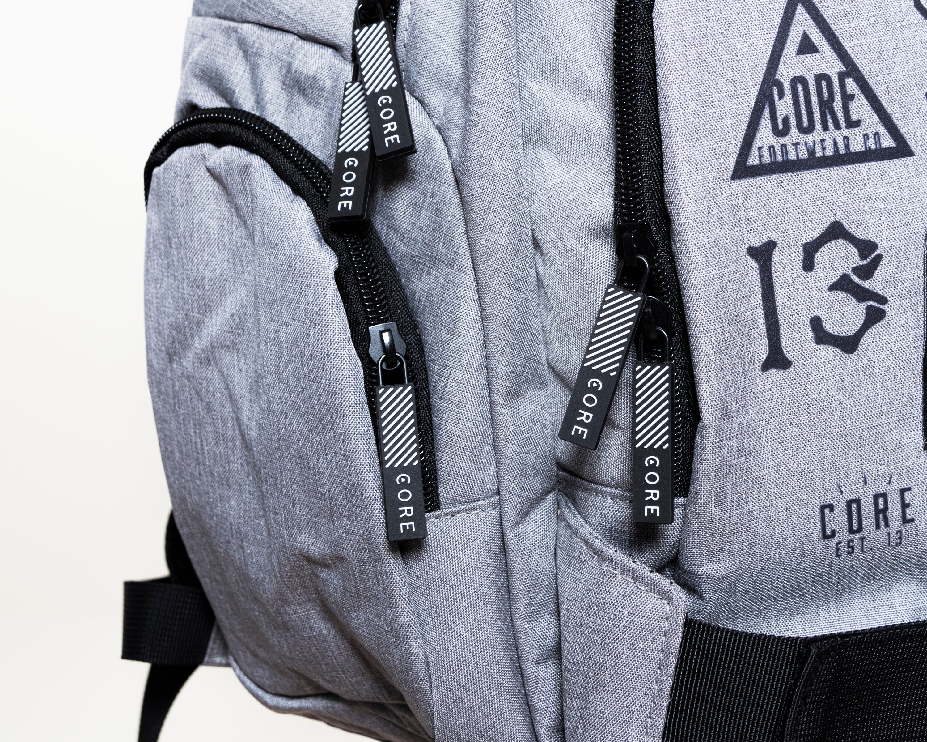 Mochila Skate Cemento Logos