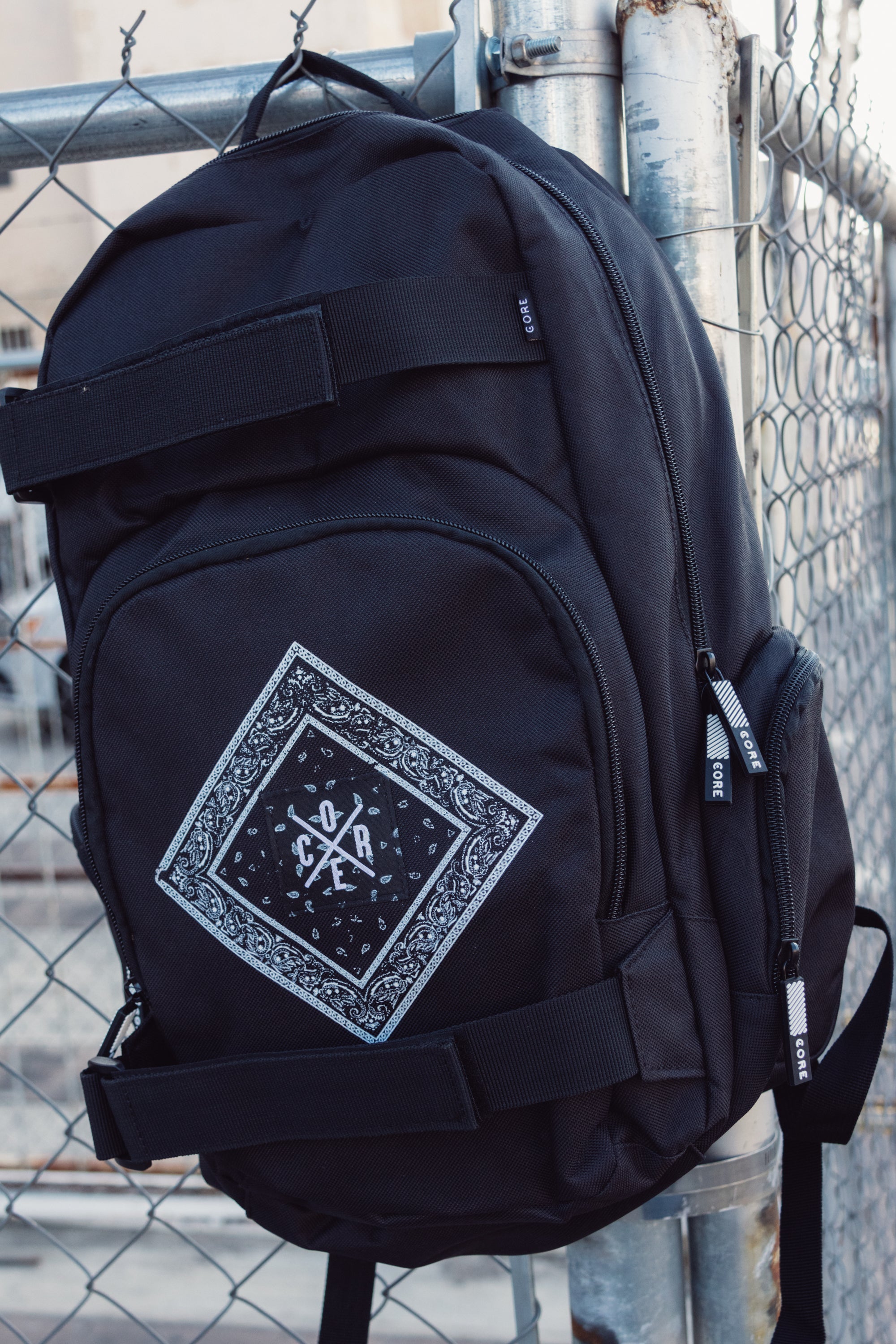 Mochila Skate Black Bandana