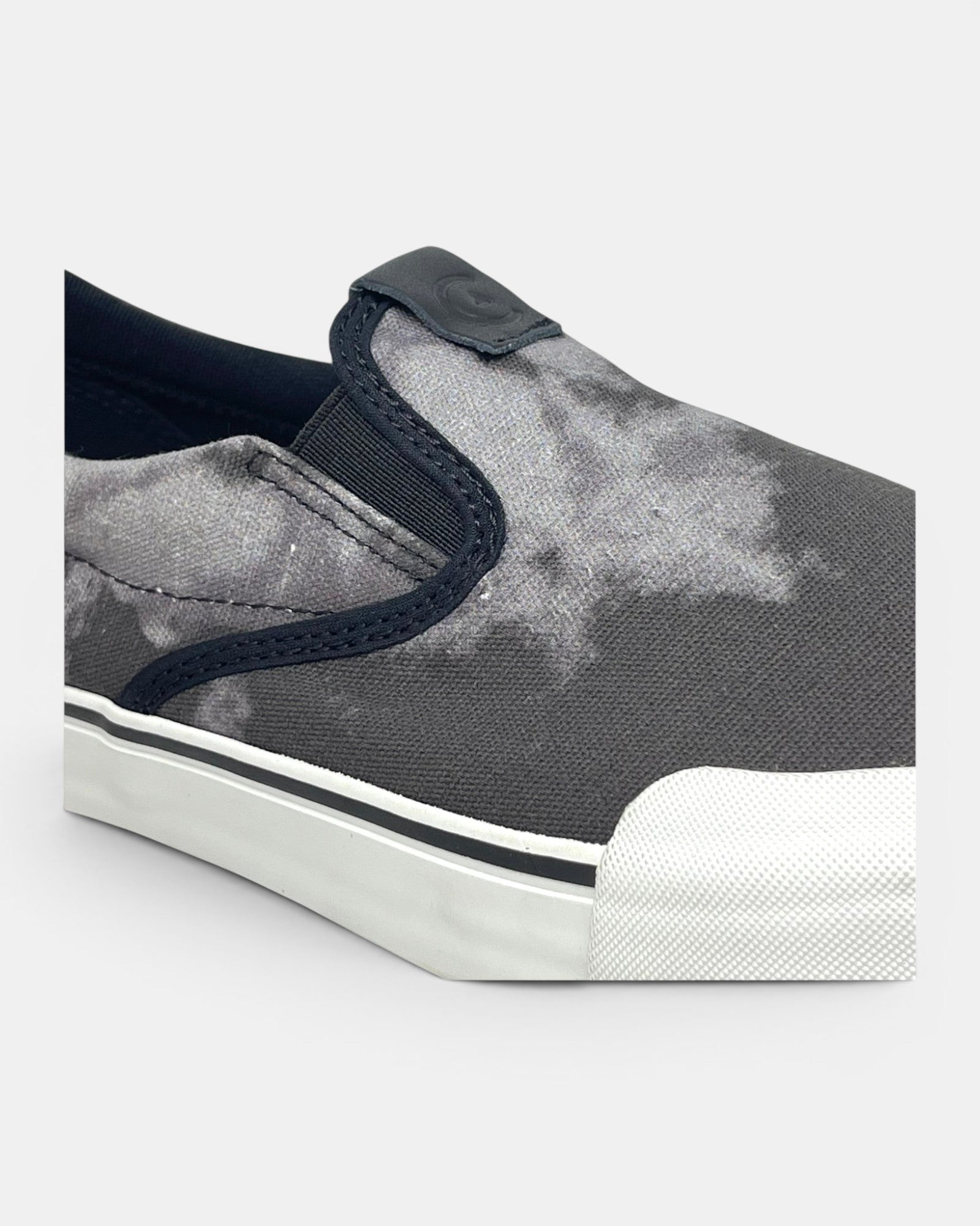 Nosegrind Tie Dye Black White