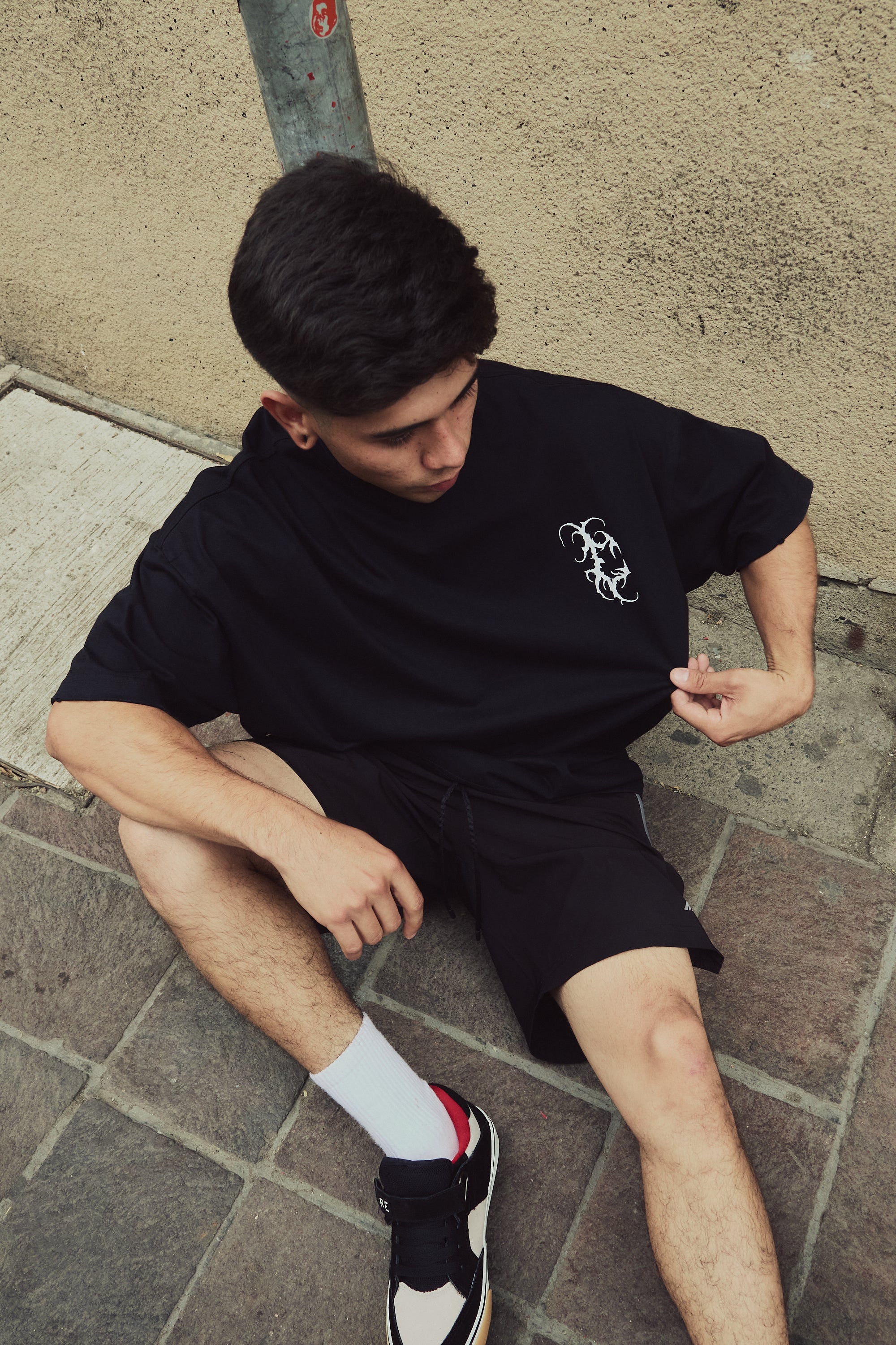 Playera Hard Core THUNDERS BLACK