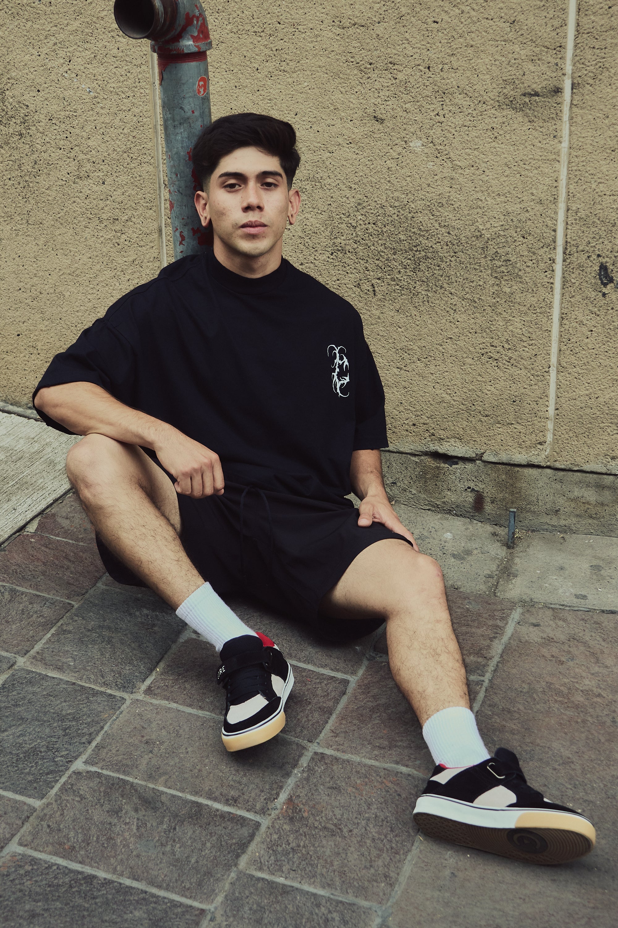 Playera Hard Core THUNDERS BLACK