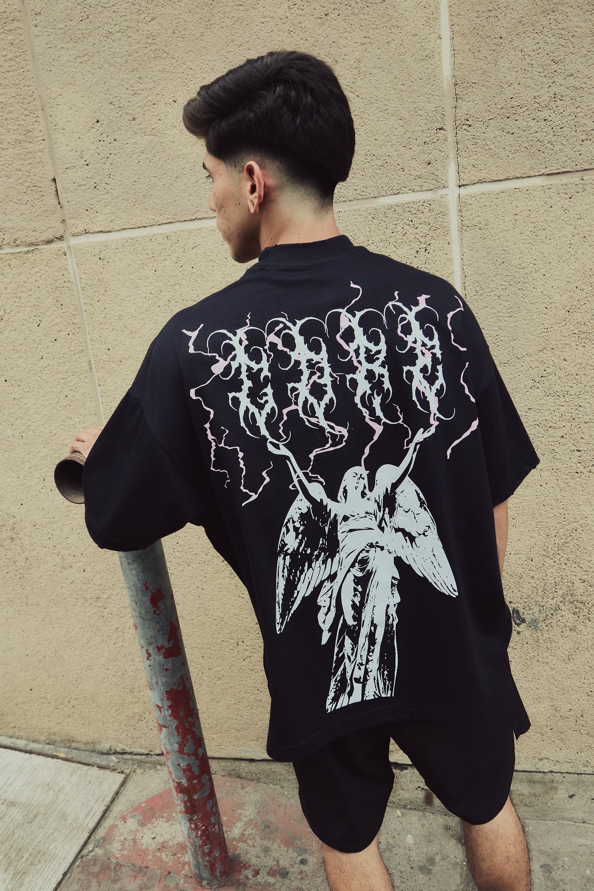Playera Hard Core THUNDERS BLACK