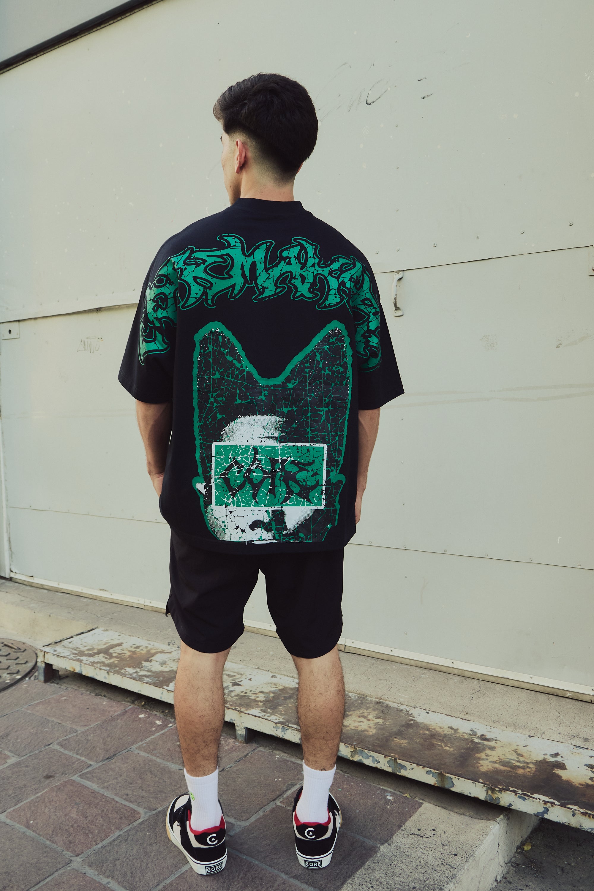 Playera Hard Core CHROMAKOPIA