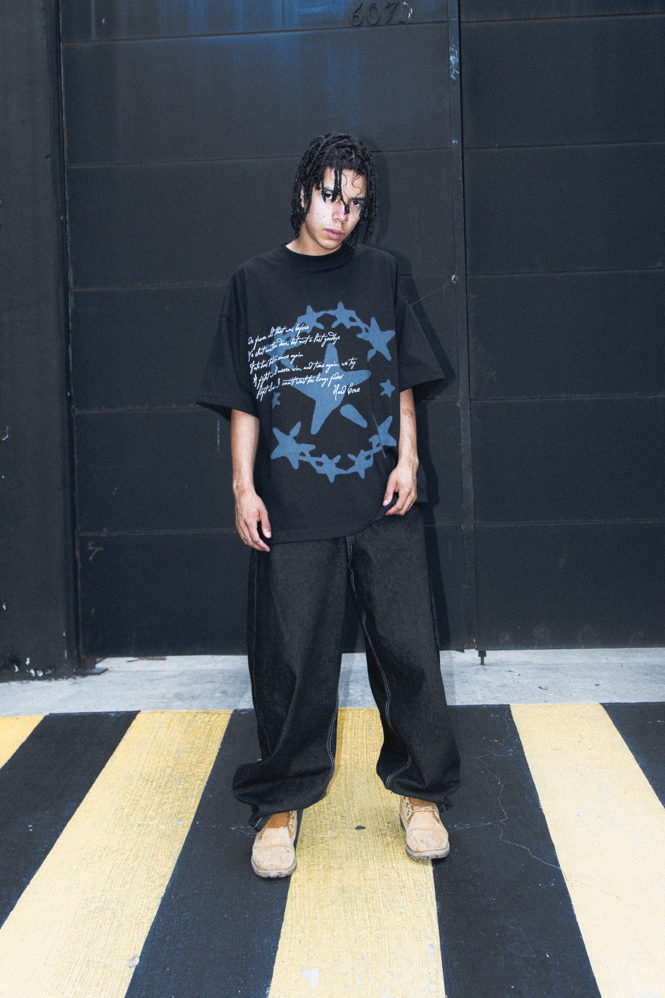 Playera HARDCORE ALONE