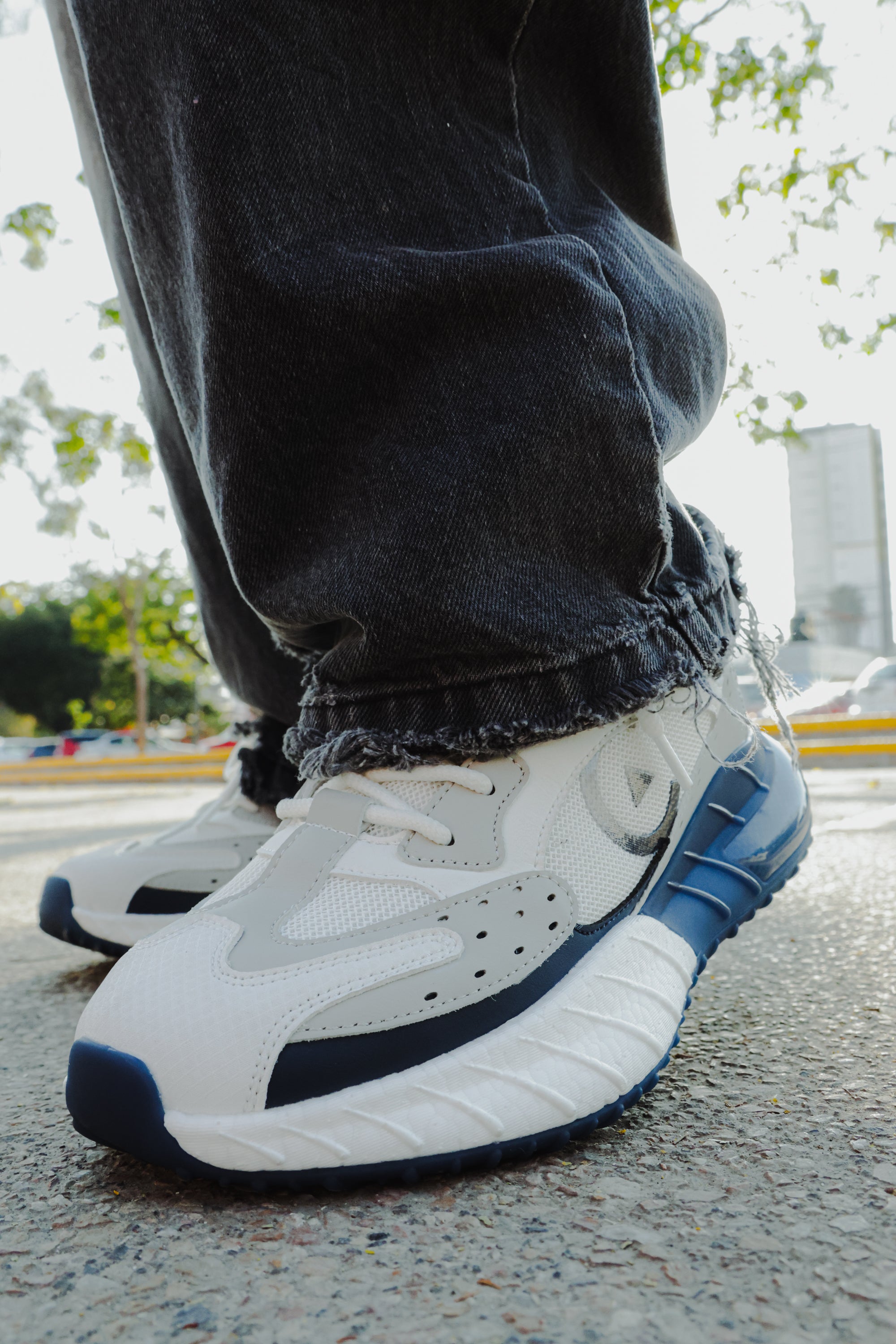 Fast White Blue