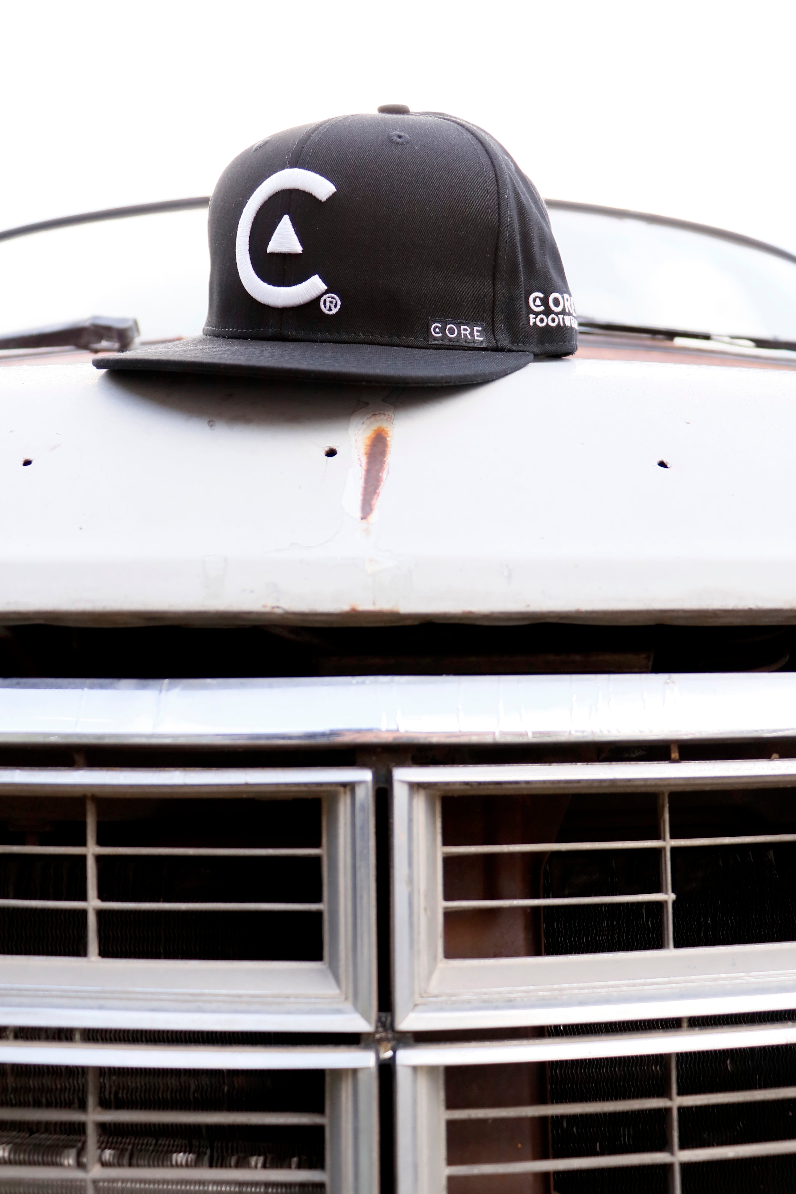 Gorra "C" White